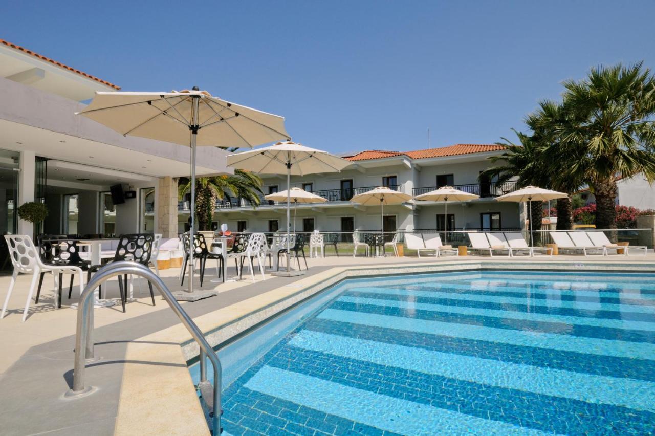 Aristotelis Hotel Fourka Exterior photo