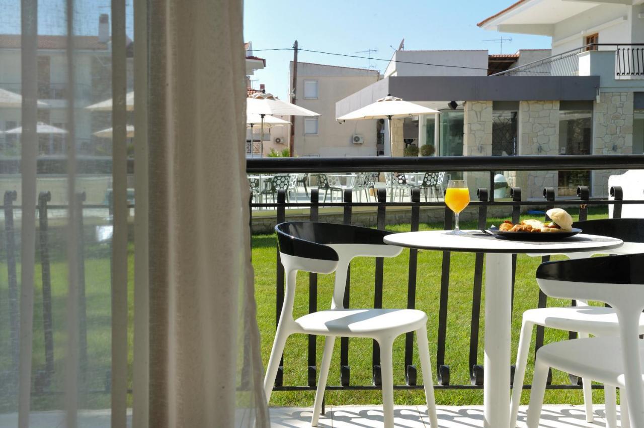 Aristotelis Hotel Fourka Exterior photo