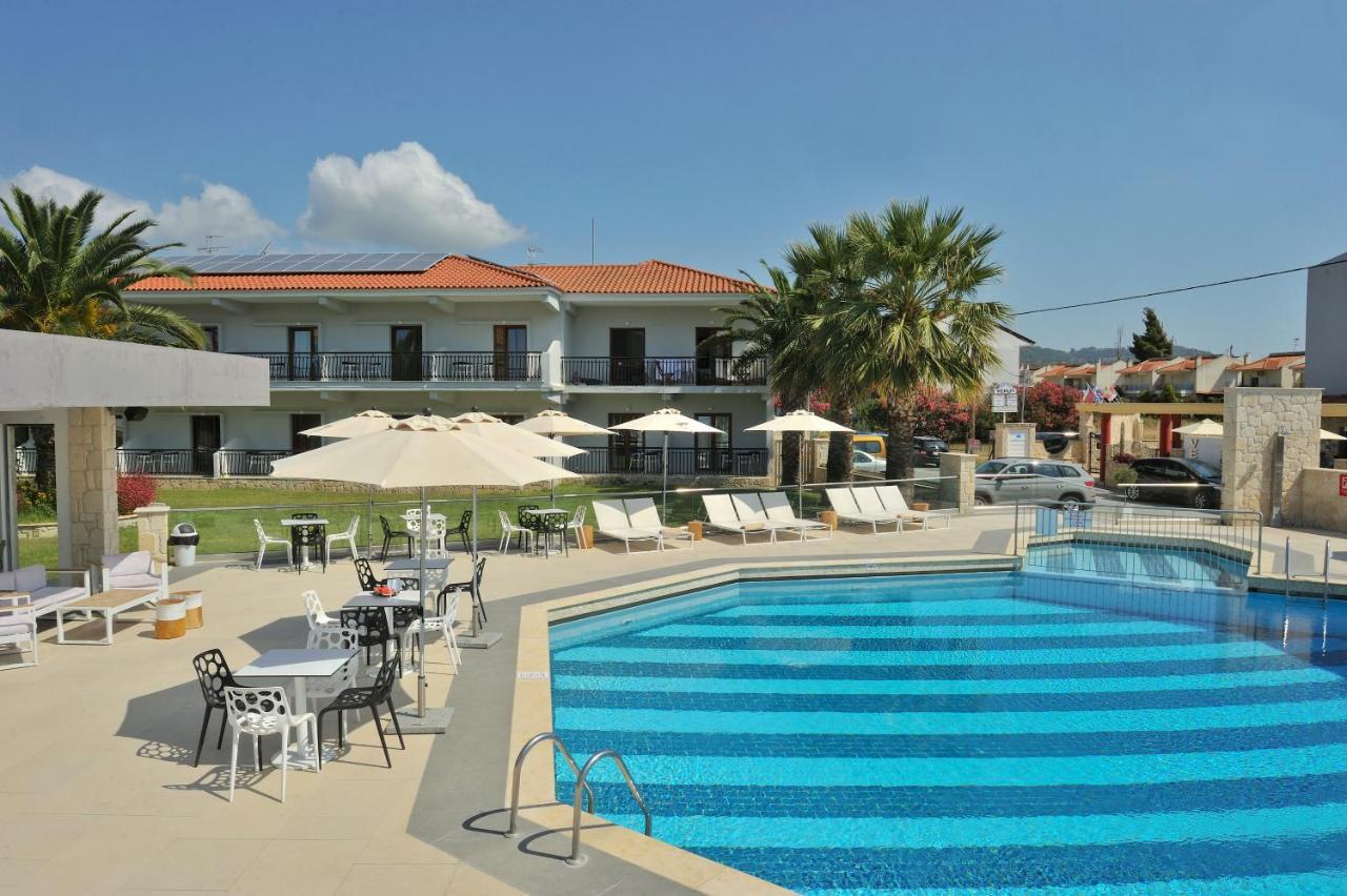 Aristotelis Hotel Fourka Exterior photo