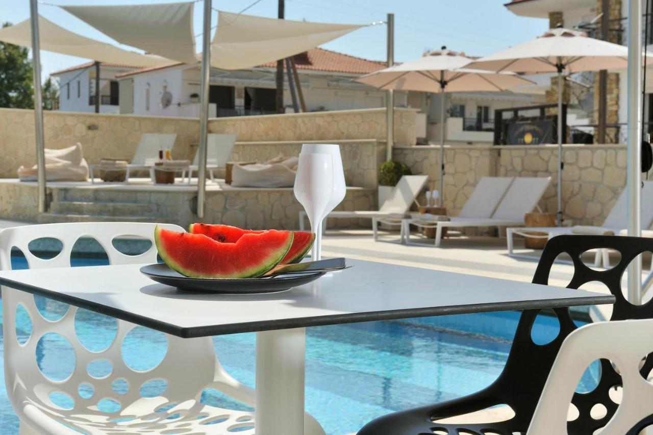 Aristotelis Hotel Fourka Exterior photo