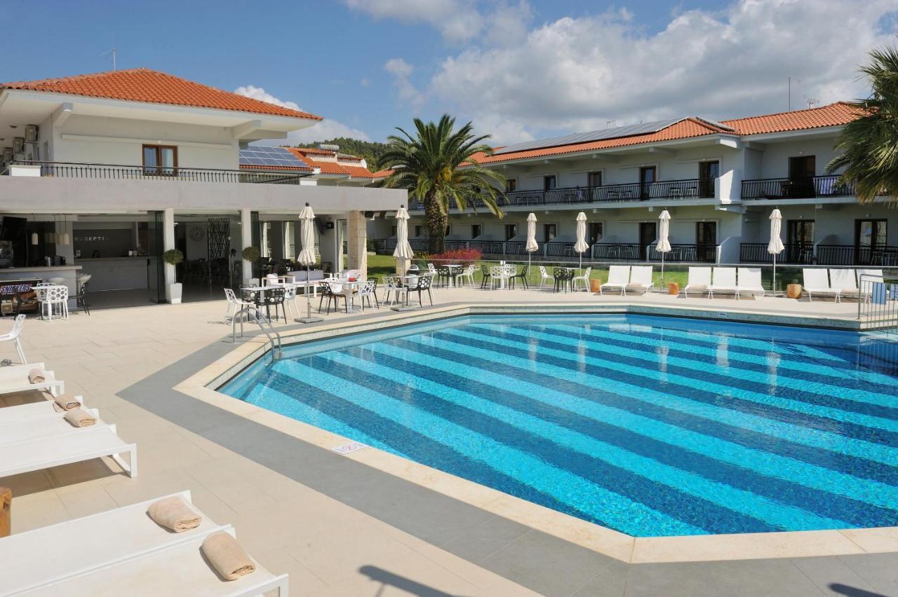 Aristotelis Hotel Fourka Exterior photo